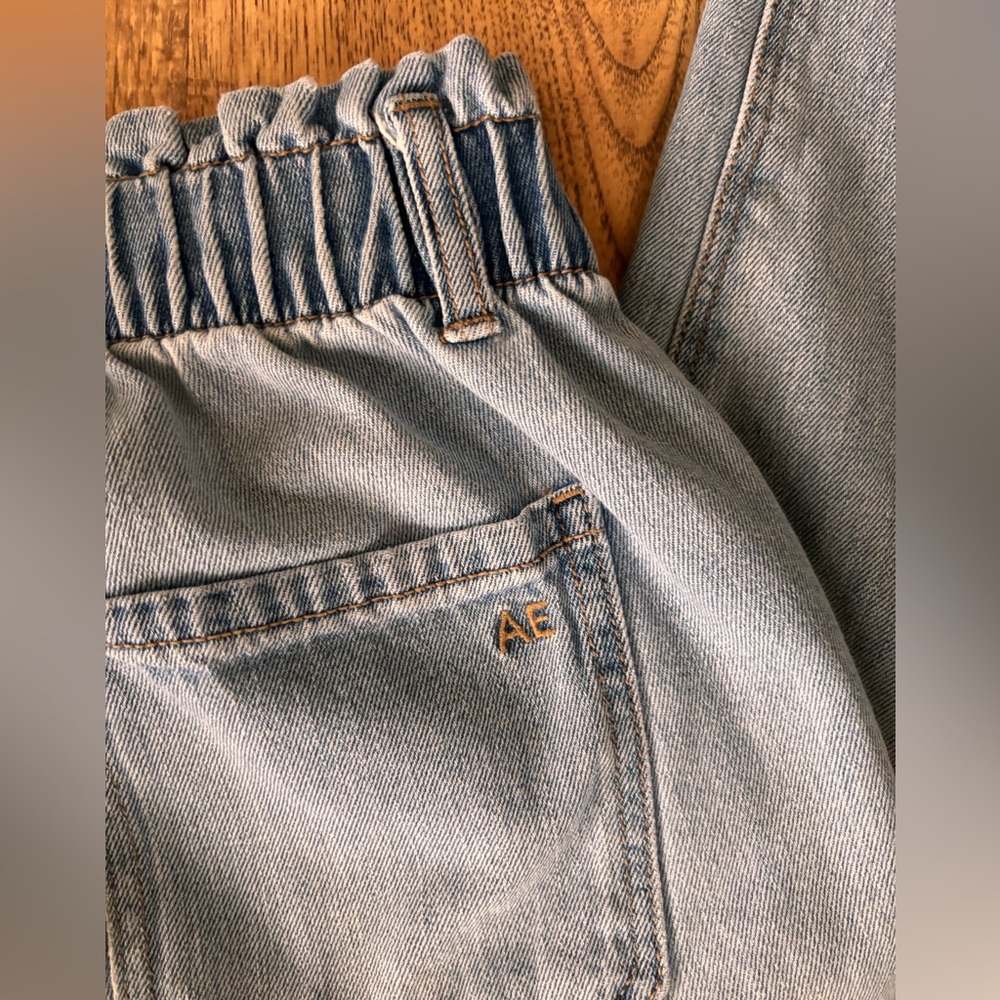 COPY - American Eagle paper bag waist jeans size 2 light wash EUC - Picture 5 of 8